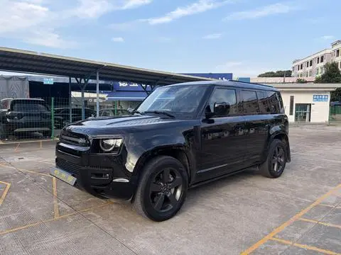 Land Rover 卫士 2024