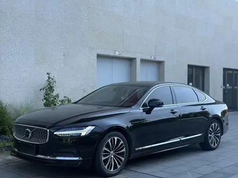 Volvo S90 2023