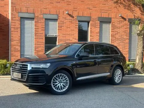 Audi Q7 2019 — фото 1