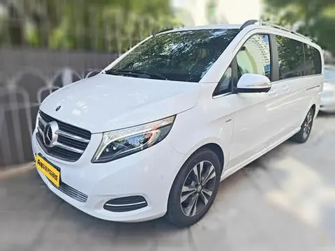 Mercedes-Benz V-Class 2016