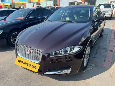 Jaguar XF 2013 — фото 1