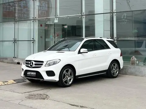 Mercedes-Benz GLE 2015