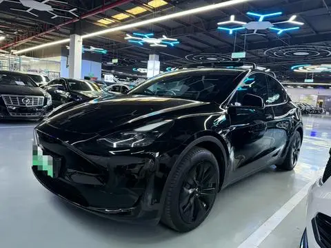 Tesla Model Y 2022 — фото 1