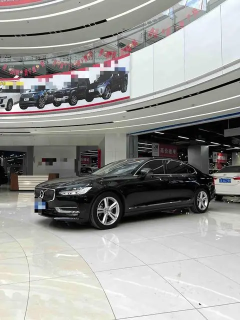 Volvo S90 2019