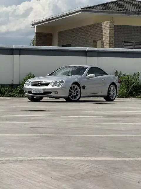 Mercedes-Benz SL-Class 2004