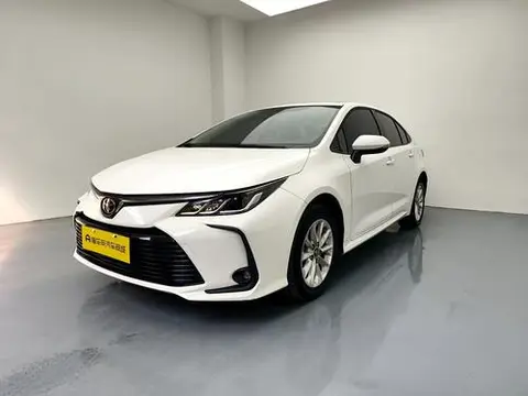 Toyota Corolla 2021 — фото 1
