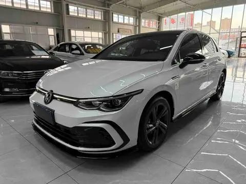 Volkswagen Golf 2023