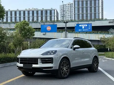 Porsche Cayenne 2024