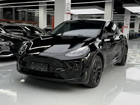 Tesla Model Y 2022 — фото 1
