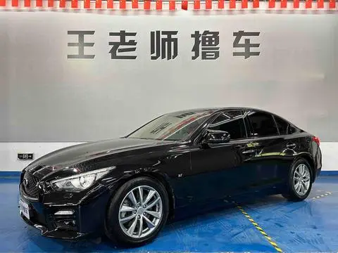Infiniti Q50 2014