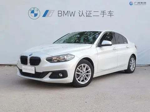 BMW 1 Series 2018 — фото 1
