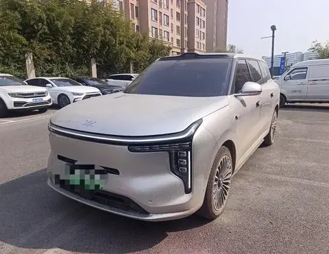 IM Motors 智己LS9 2026
