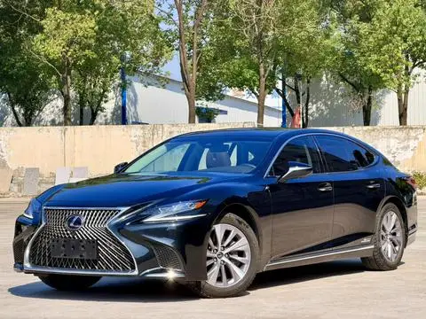 Lexus LS 2020