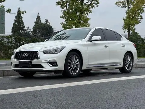 Infiniti Q50L 2018