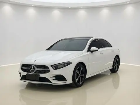 Mercedes-Benz A-Class 2022 — фото 1