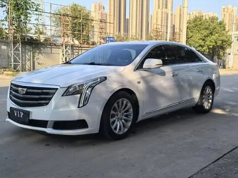 Cadillac XTS 2018 — фото 1