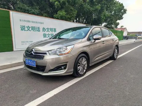 Citroën C4L 2015