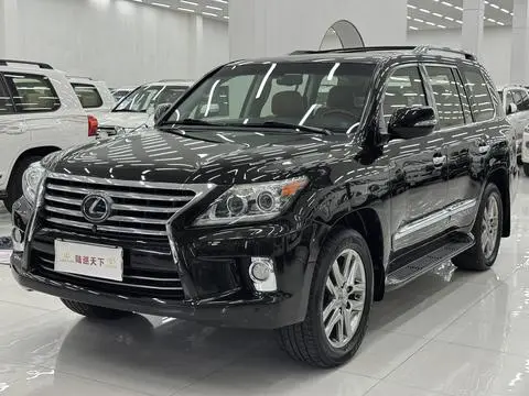 Lexus LX 2013