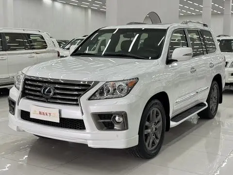 Lexus LX 2015 — фото 1
