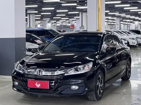 Honda Accord 2016 — фото 1