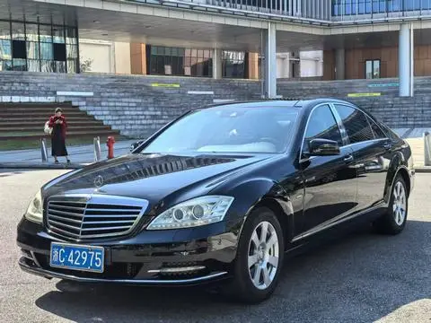 Mercedes-Benz S-Class 2012