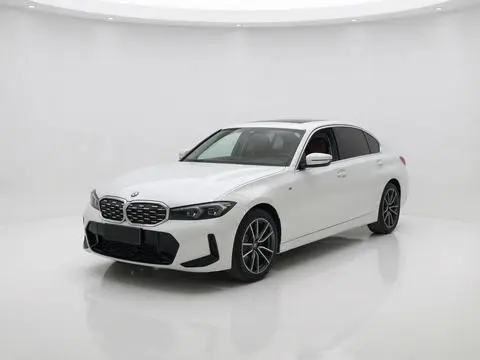 BMW 3 Series 2024 — фото 1