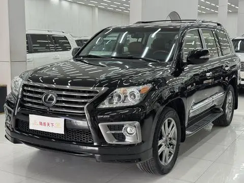 Lexus LX 2015 — фото 1