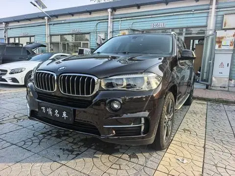 BMW X5 2018 — фото 1