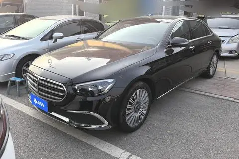 Mercedes-Benz E-Class 2022 — фото 1