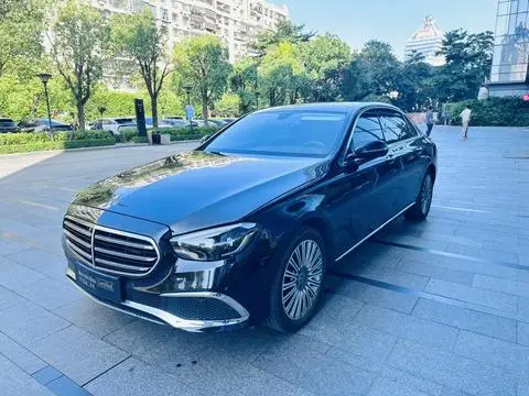 Mercedes-Benz E-Class 2023 — фото 1