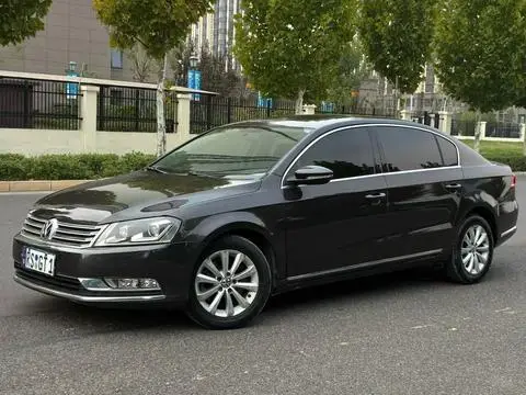 Volkswagen Magotan 2012