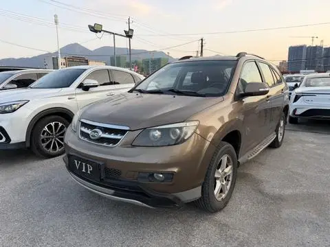 BYD S6 2014