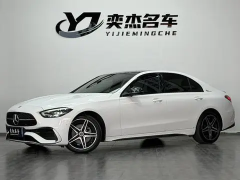Mercedes-Benz C-Class 2024
