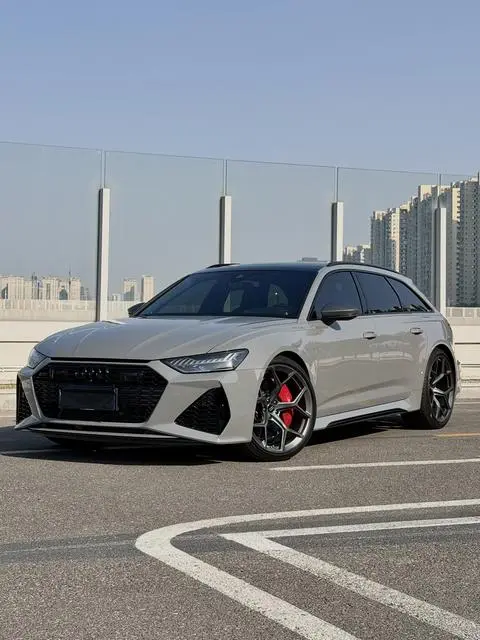 Audi RS 6 2024 — фото 1