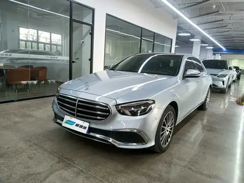 Mercedes-Benz E-Class 2022