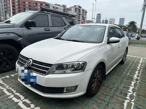Volkswagen Lavida 2013