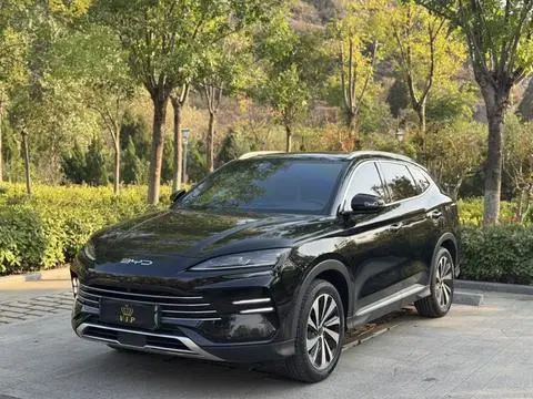 BYD 宋PLUS DM 2023 — фото 1
