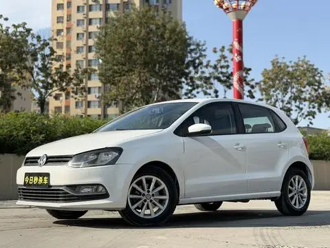 Volkswagen Polo 2016 — фото 1
