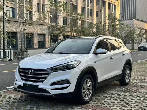 Hyundai 途胜 2015