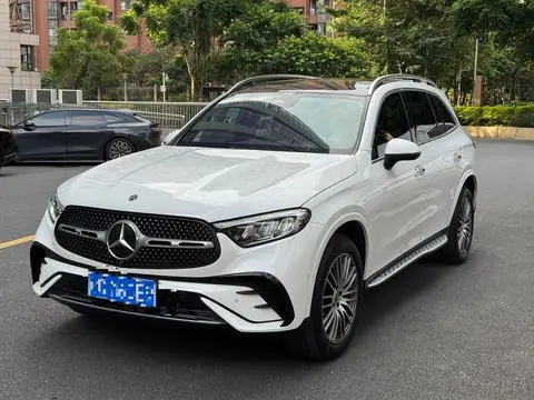 Mercedes-Benz GLC 2023