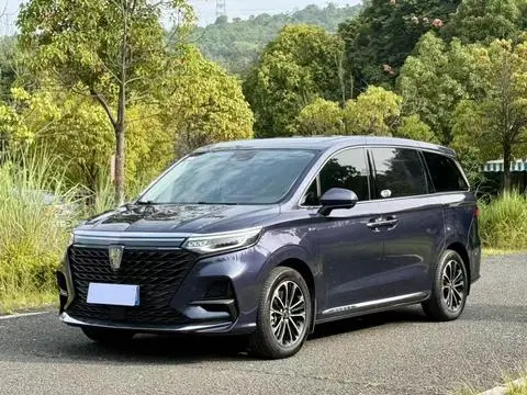 Roewe iMAX8 2021