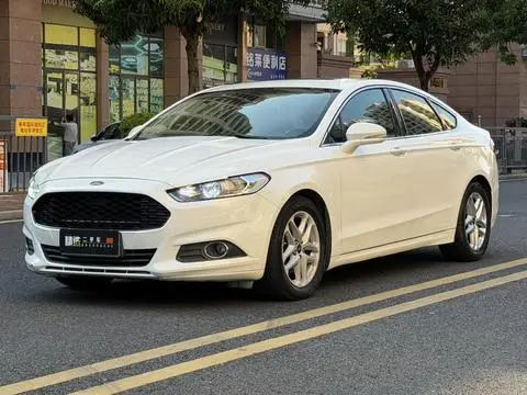 Ford Mondeo 2013 — фото 1
