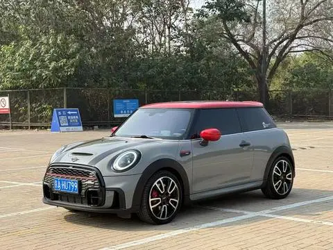 MINI JCW 2022