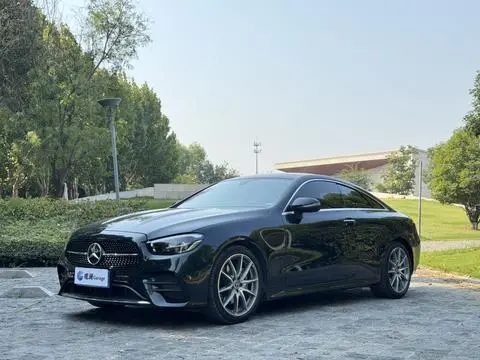 Mercedes-Benz E-Class 2023