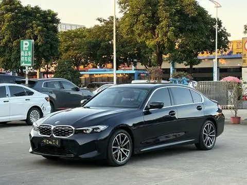BMW 3 Series 2023 — фото 1