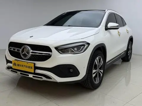 Mercedes-Benz GLA 2020