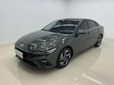 Hyundai Elantra 2023 — фото 1