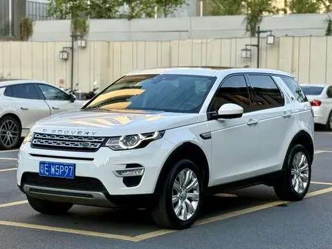 Land Rover Discovery Sport 2017 — фото 1