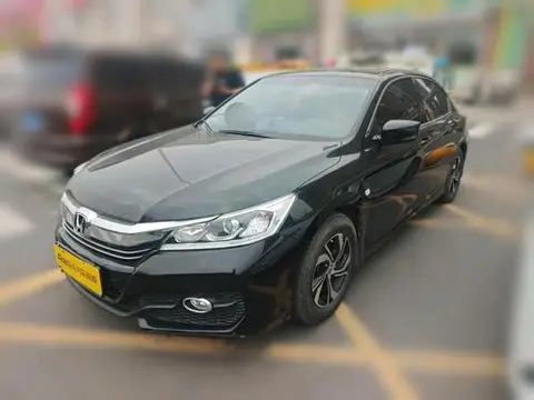 Honda Accord 2016 — фото 1