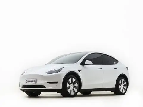 Tesla Model Y 2022 — фото 1